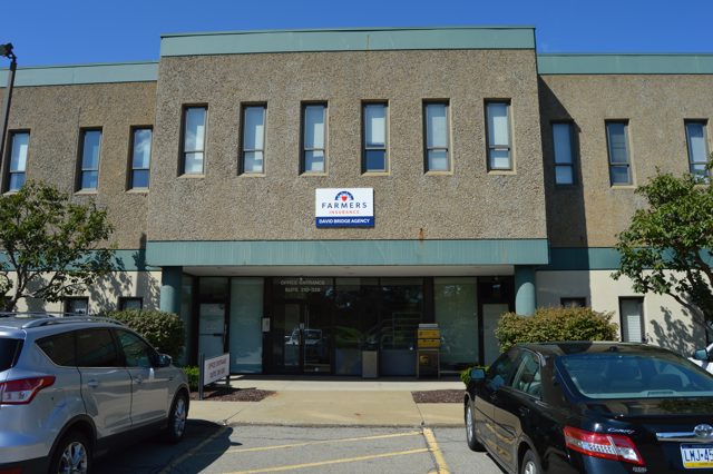 Thomson Business Park Building Front Entrance